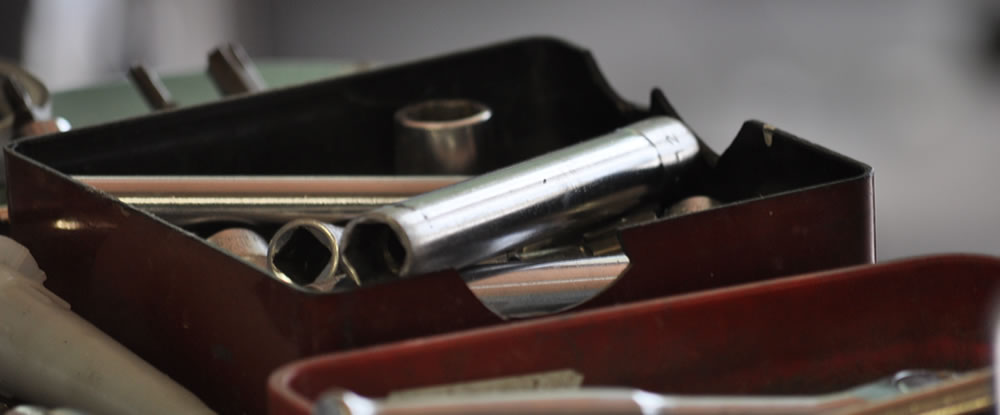 一般のお客様大歓迎！コーティング、車検、鈑金（板金）と塗装は瑞浪市のリフレッシュセンターへ